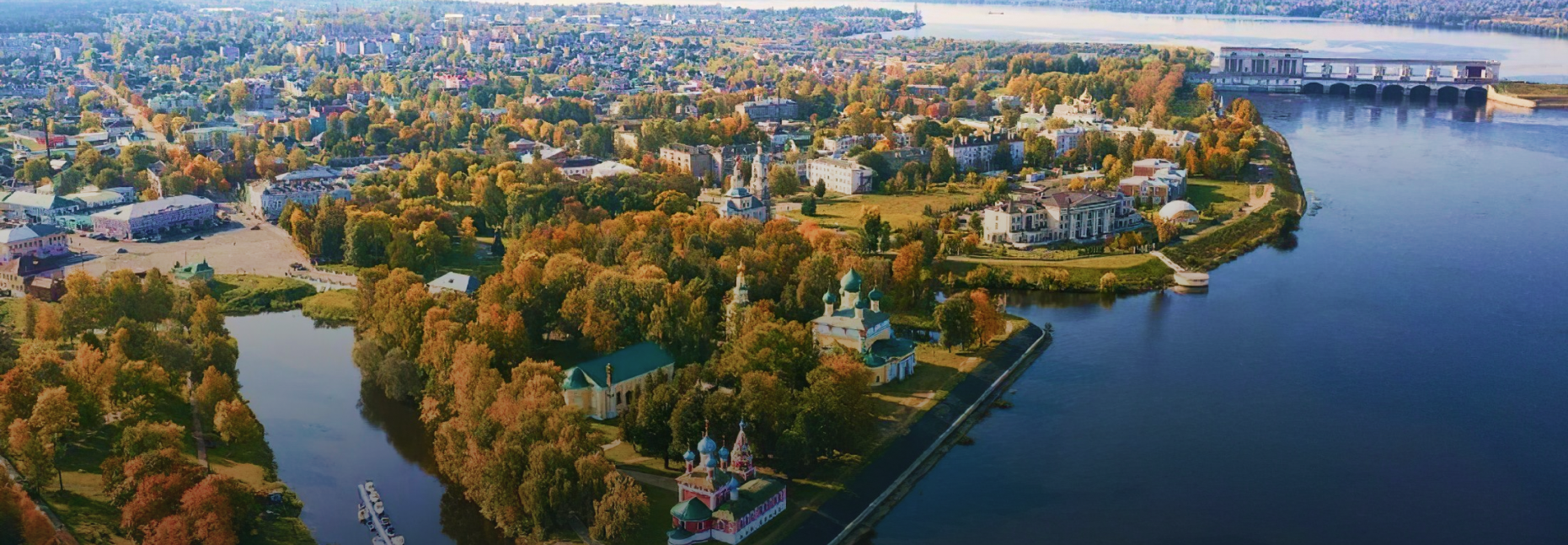 Комплексная экскурсия с посещением классической экскурсии в Кремль с добавлением доп.программы по выбору.